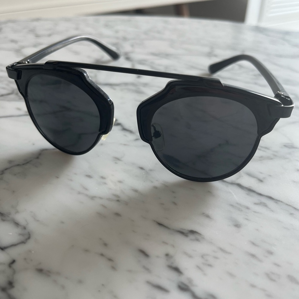 Sunglasses | Modern Minimalist Black Glasses